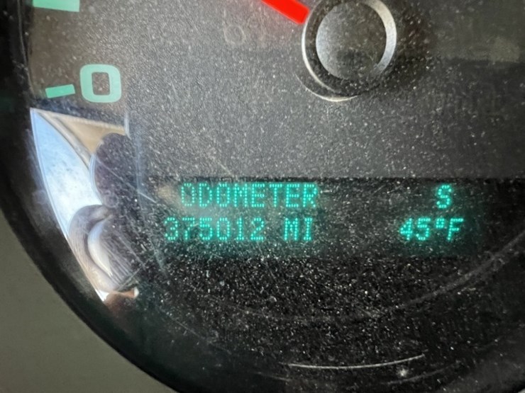 2011-gmc-sierra-1500-image-31