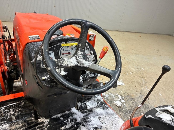 kubota-b3300su-image-26