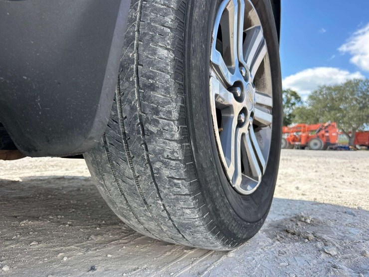 2016-chevrolet-traverse-image-26