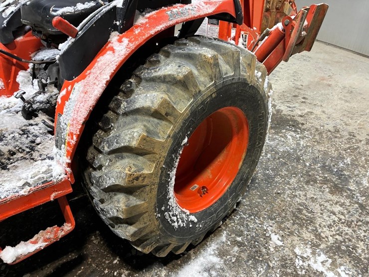 kubota-b3300su-image-12