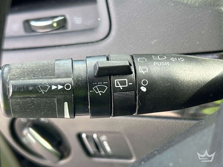 2016-dodge-grand-caravan-image-16