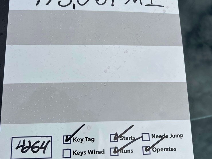 2012-chevrolet-traverse-image-32