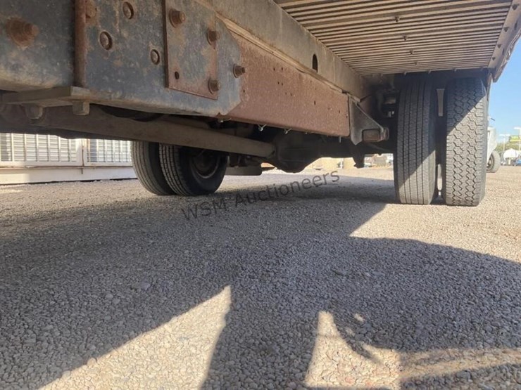 1989-ford-e350-image-23