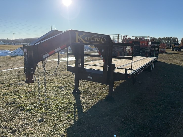2024-kaufman-25-ton-tagalong-trailer-vn:004731-image-2