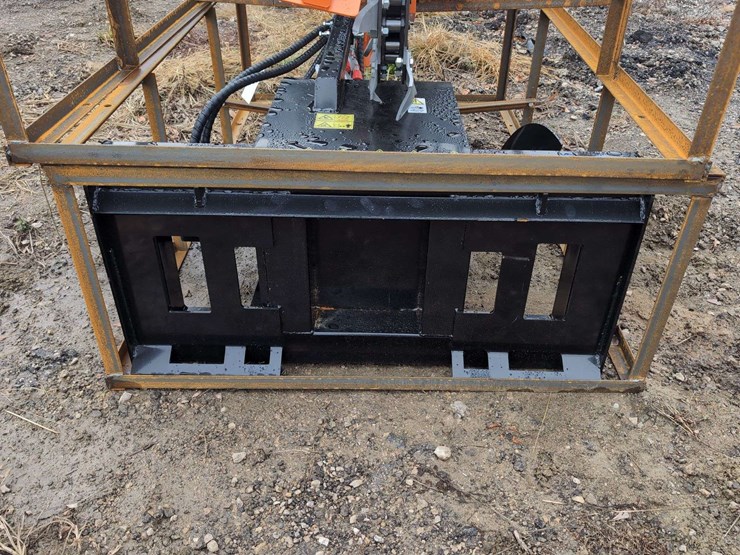 (1)-agt-mower-king---ecssct72---skid-steer-trencher-image-4