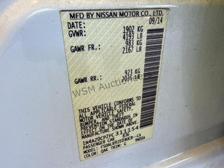 2015-nissan-leaf-s-hatchback-image-15