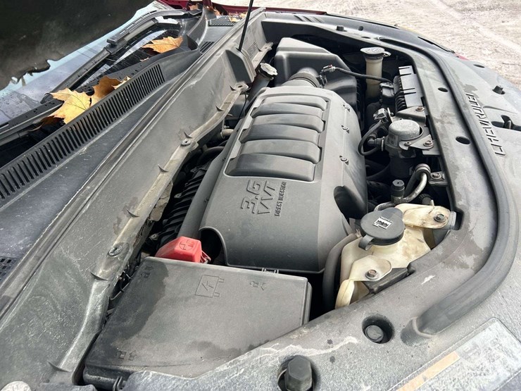 2012-chevrolet-traverse-image-9