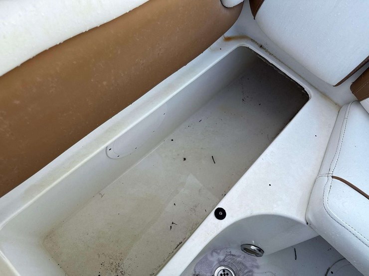 2009-mariah-sc23-23ft.-cabin-cruiser-with-t/a-boat-trailer-image-20