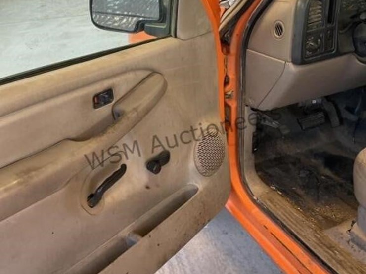 2006-chevrolet-silverado-1500-image-23