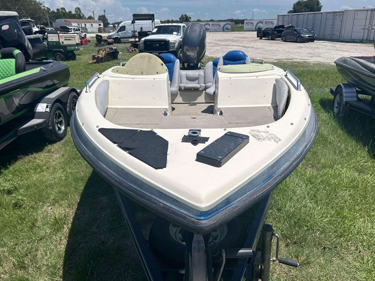 2009-skeeter-sl190-19ft-boat-with-21ft-boat-trailer-image-18
