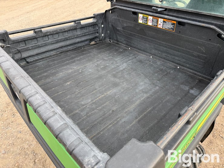 john-deere-gator-image-16