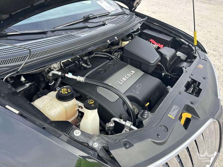 2014-lincoln-mkx-image-8