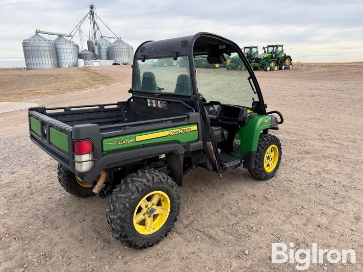 john-deere-gator-image-5