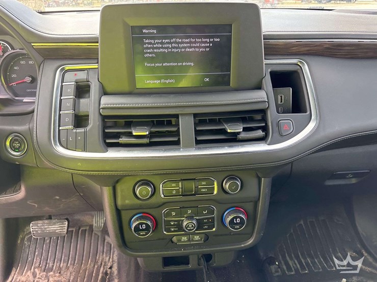 2023-chevrolet-tahoe-image-16