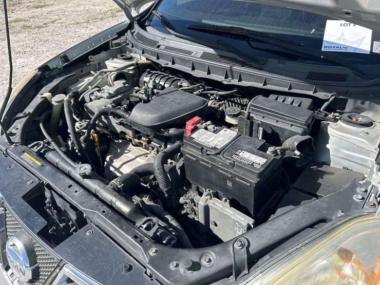 2013-nissan-rouge-suv-image-7