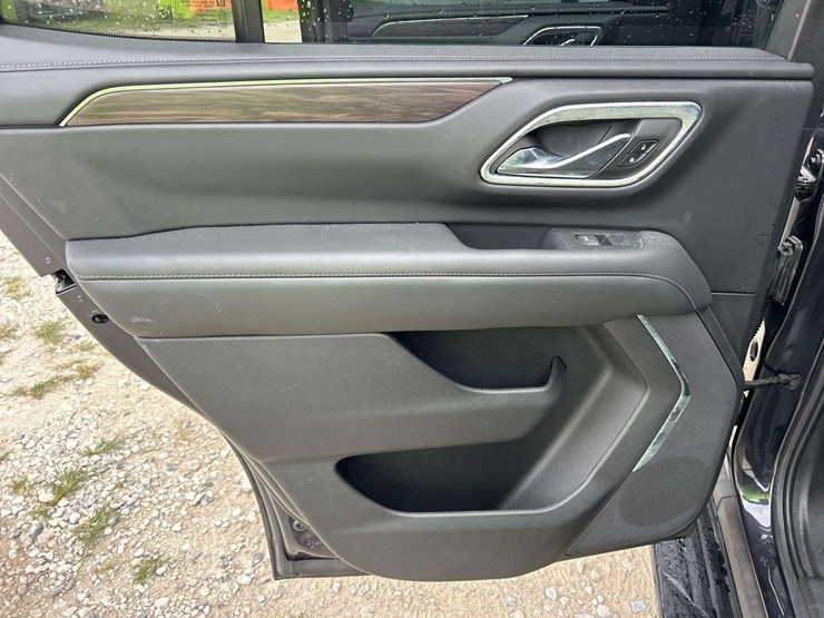 2023-chevrolet-tahoe-image-20