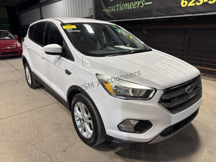 ford-escape-se-image-2