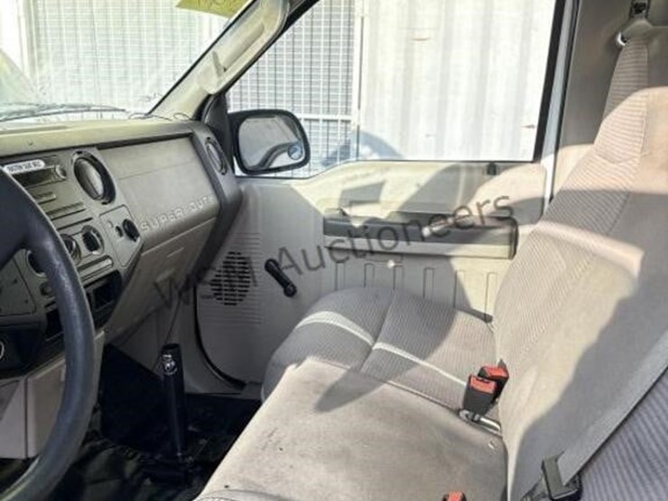 2008-ford-f250-image-18