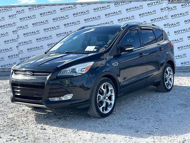 2014-ford-escape-titanium-image-1
