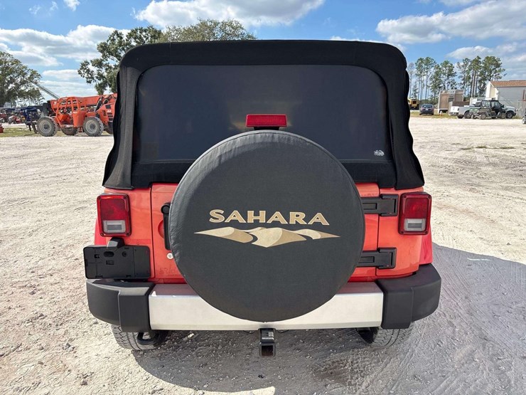 2013-jeep-wrangler-image-29