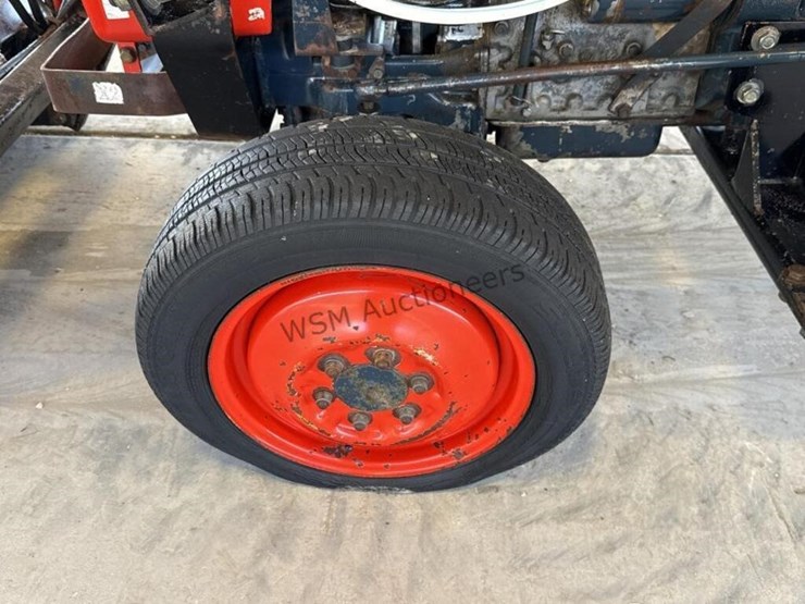 kubota-l2201-image-13