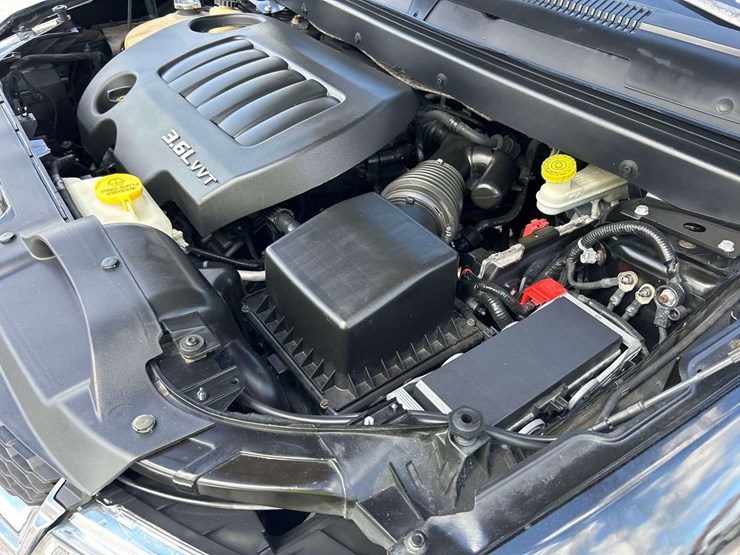 2015-dodge-journey-image-8