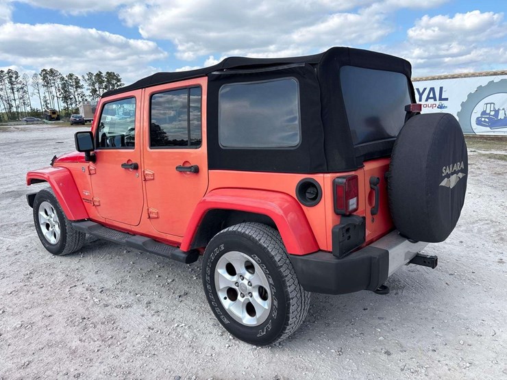 2013-jeep-wrangler-image-4