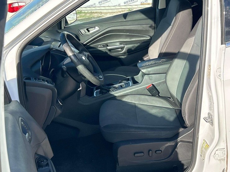 2018-ford-escape-image-10