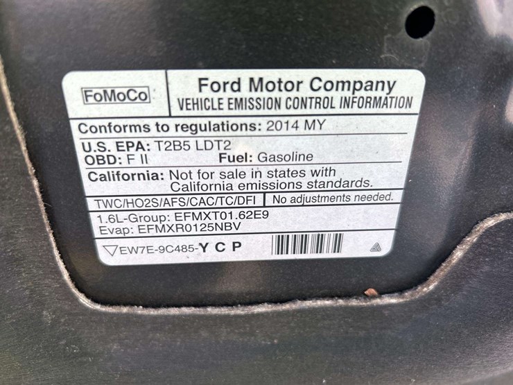 2014-ford-escape-titanium-image-10