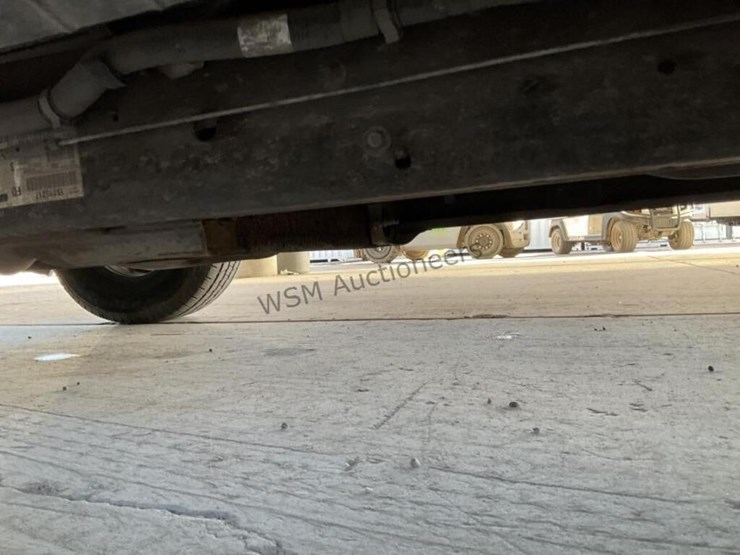 2004-chevrolet-silverado-1500-image-27