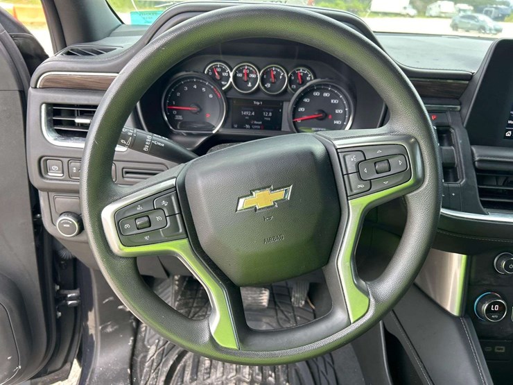 2023-chevrolet-tahoe-image-14