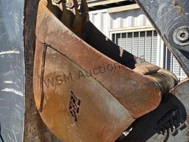 deere-310l-ep-image-13