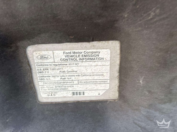 2011-ford-escape-image-8