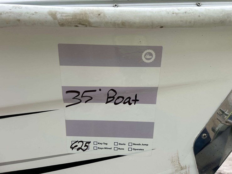 2014-glasstream-360-scx-twin-400r-mercury's-with-triple-axle-aluminum-trailer-image-28