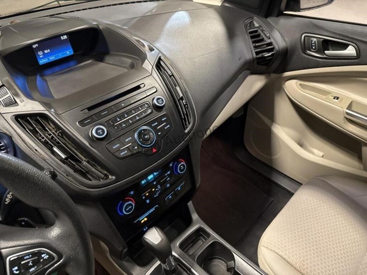 ford-escape-se-image-20