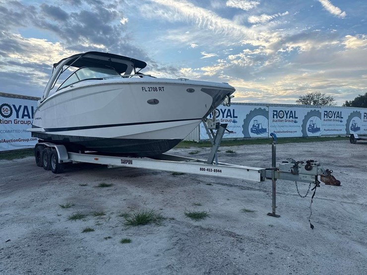 2018-regal-29obx-29ft-yacht-with-34ft-trailer-image-2