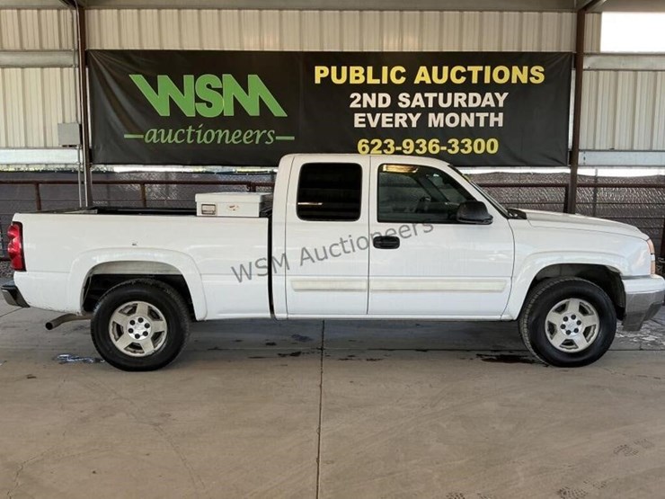 2006-chevrolet-silverado-1500-image-1