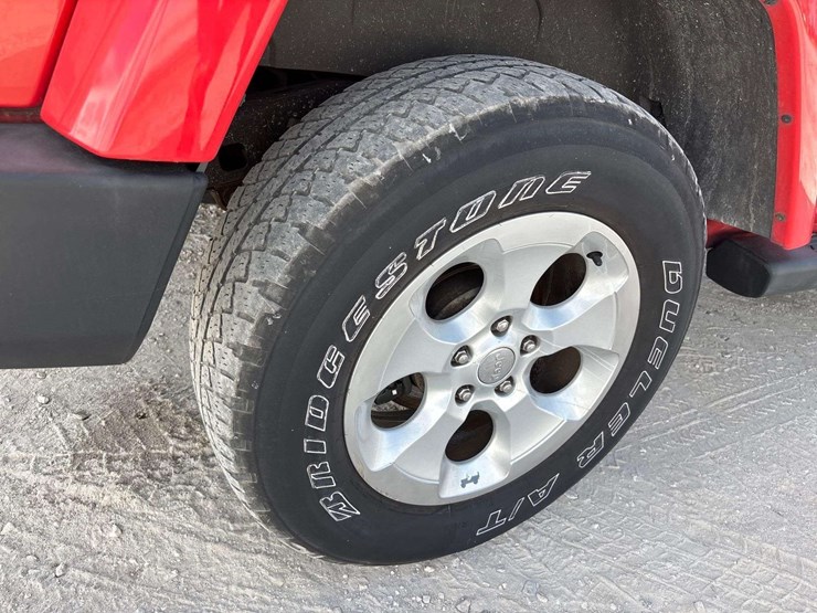 2013-jeep-wrangler-image-26