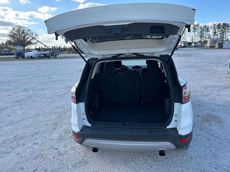 2018-ford-escape-image-18