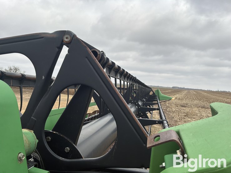 2011-john-deere-635f-image-14