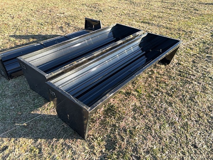 new-90in.-cattle-feeder-new-support-equipment-image-1