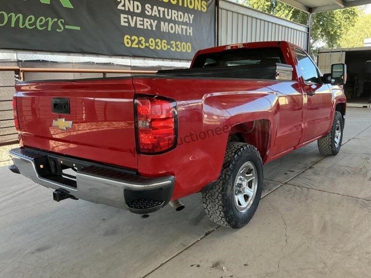 2015-chevrolet-silverado-1500-image-7