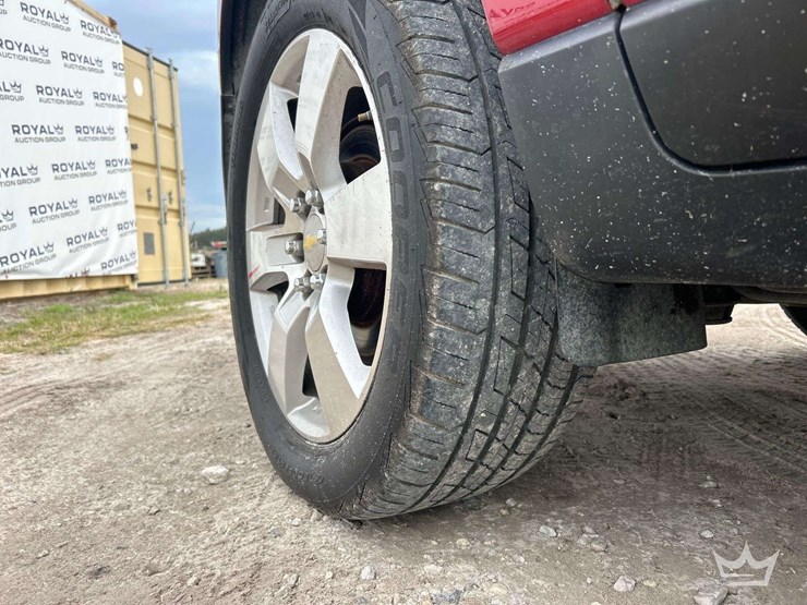 2012-chevrolet-traverse-image-29