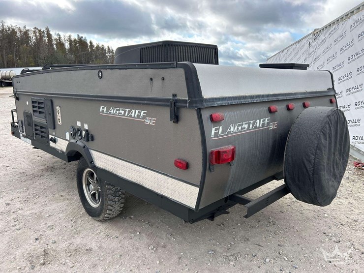 2018-forest-river-flagstaff-pop-up-trailer-image-4