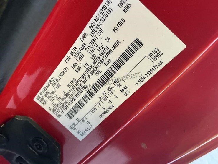 2019-ford-f150-image-16