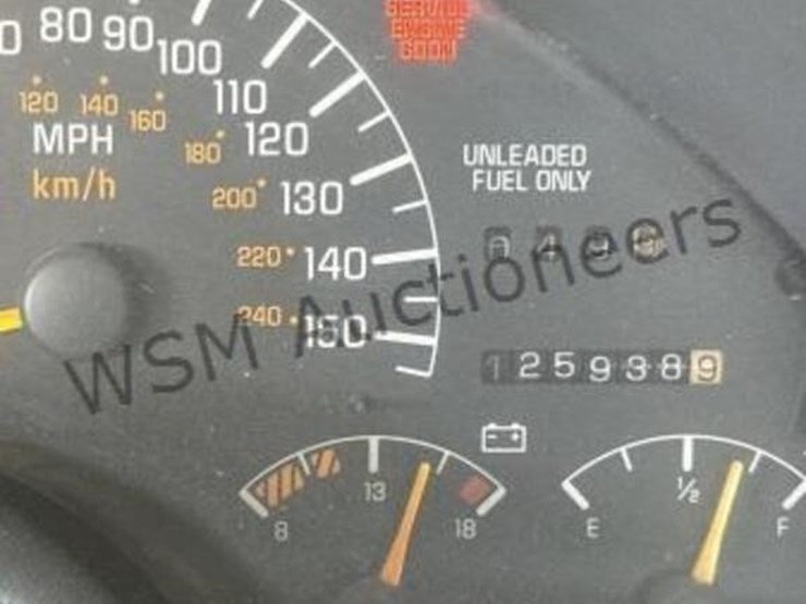 1996-pontiac-firebird-coupe-image-22