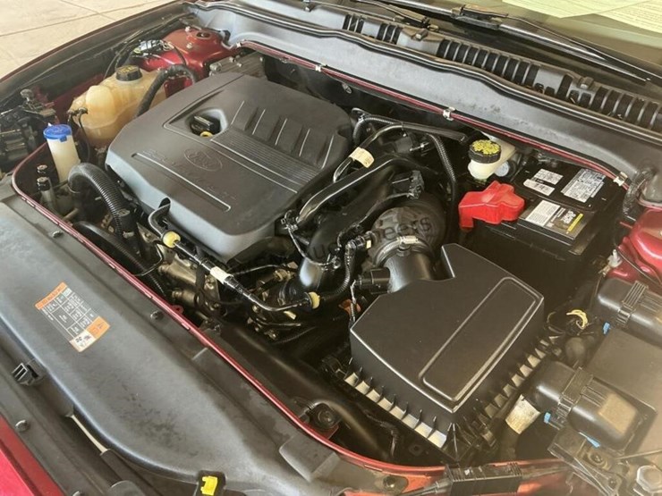 2015-ford-fusion-se-sdn-image-11