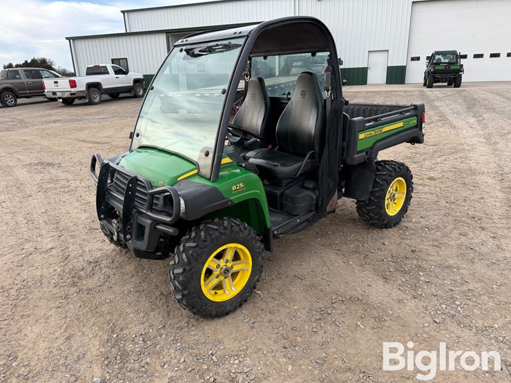john-deere-gator-image-1