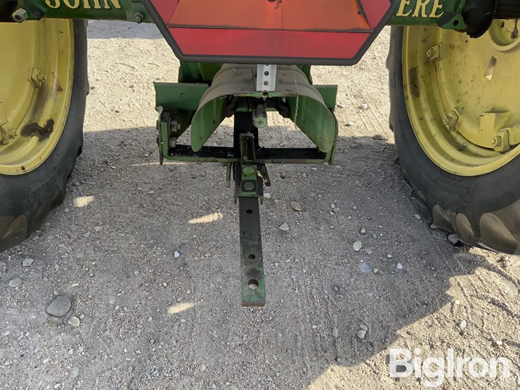 john-deere-a-image-9