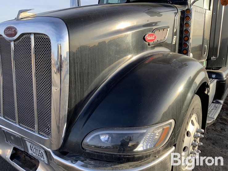 2011-peterbilt-386-image-12